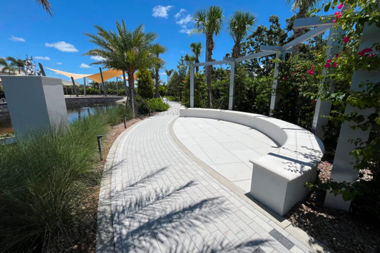 Park_Plaza_24x24_White_4x8_Brick_Charcoal_Granite_Natural_White